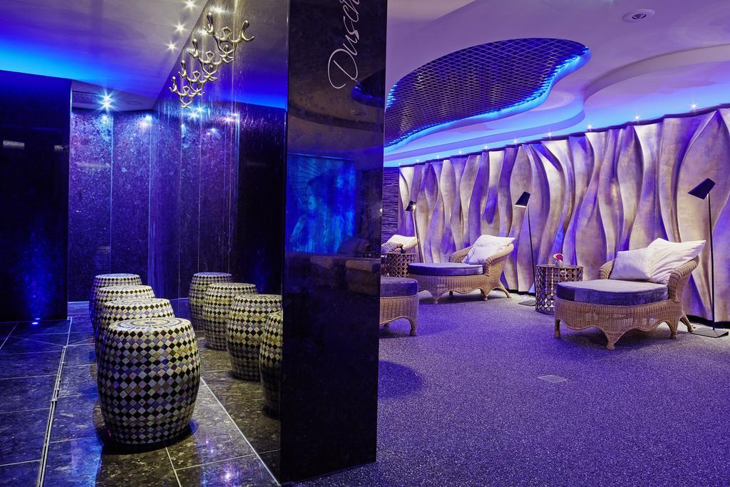 Savoy Hotel Cologne Exterior photo